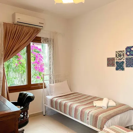 Karmi A8 With Private Pool By Holidaykeys * Kyrenia (Northern Cyprus)